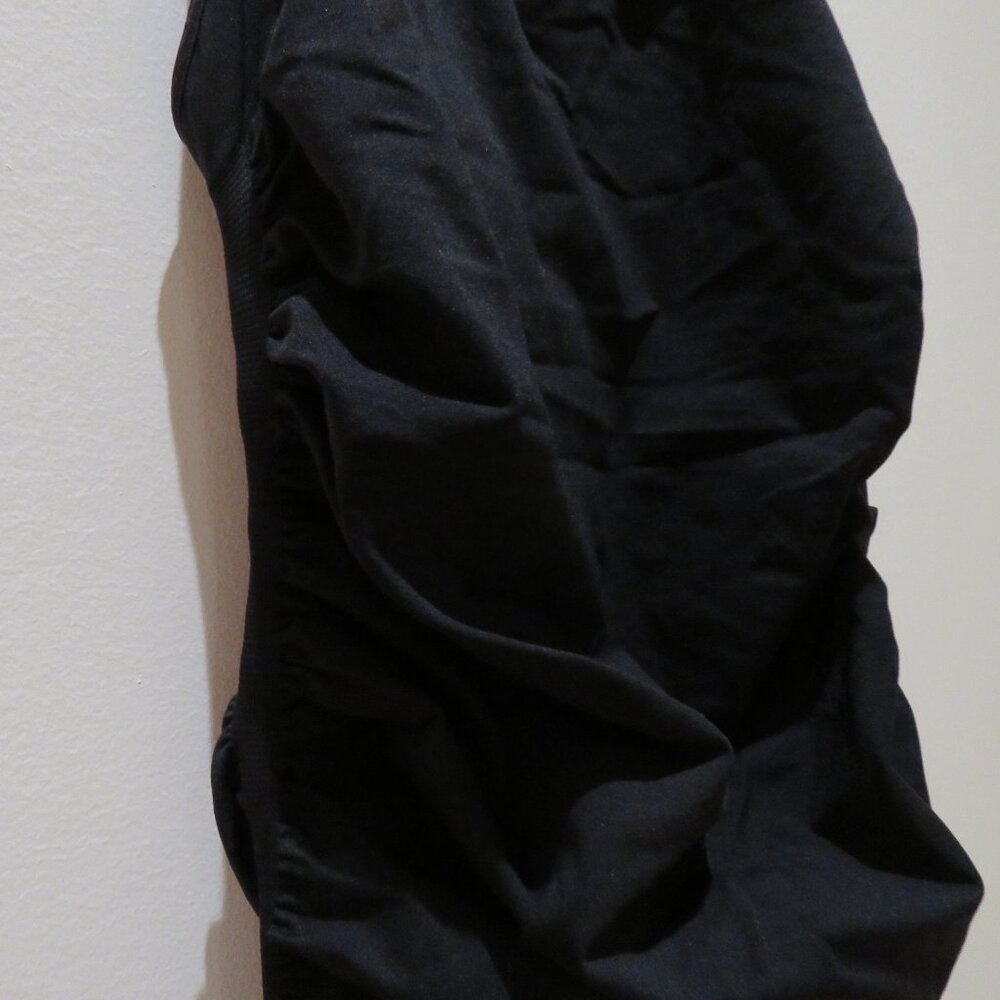 BLANQI Everyday Maternity Sleeveless Dress in Black Stretch Minimalist Corporate - Picture 7 of 13